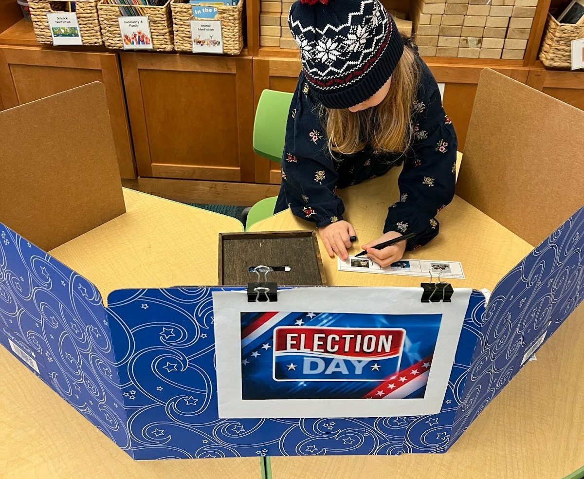 student pretend election day setup