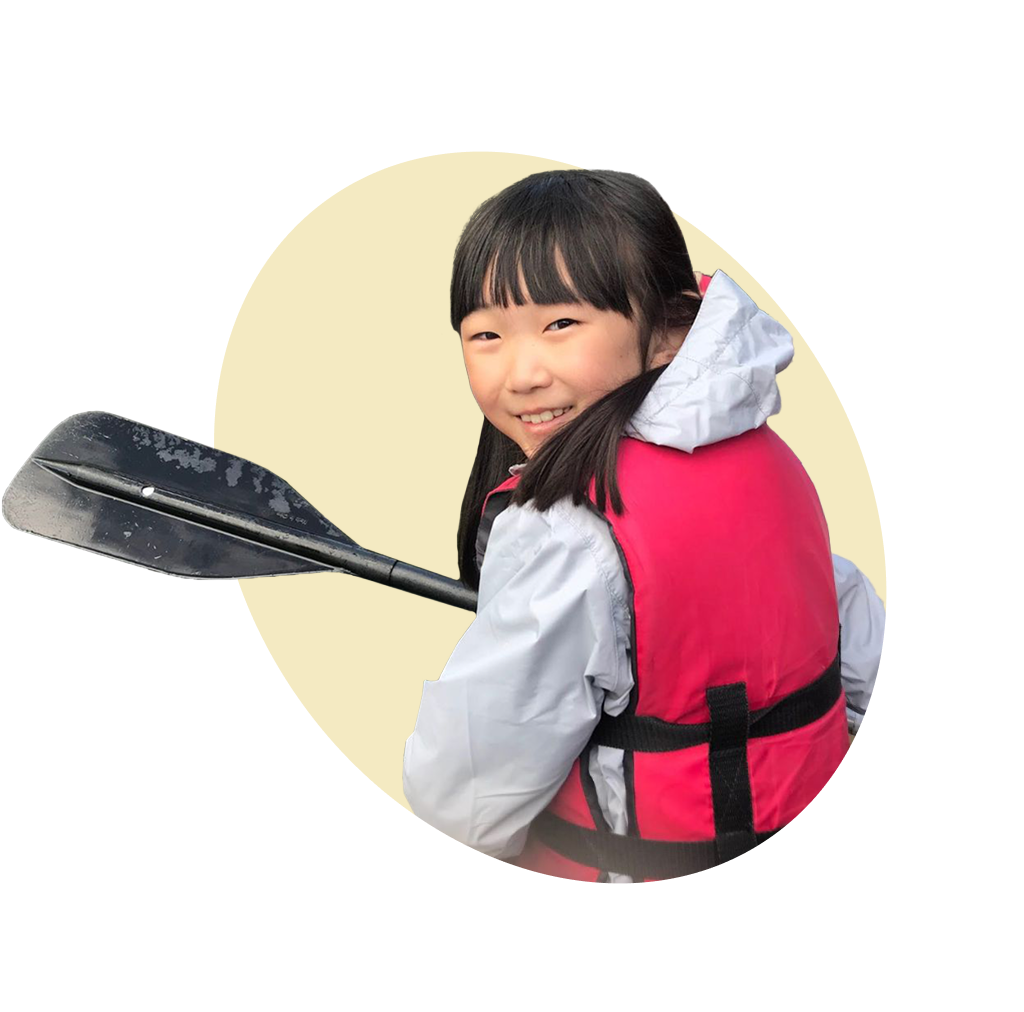 uczennica z wiosłem